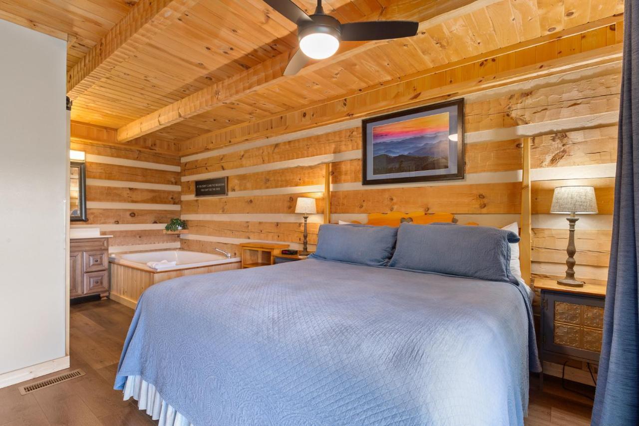 Nestled Inn McCookville Dış mekan fotoğraf